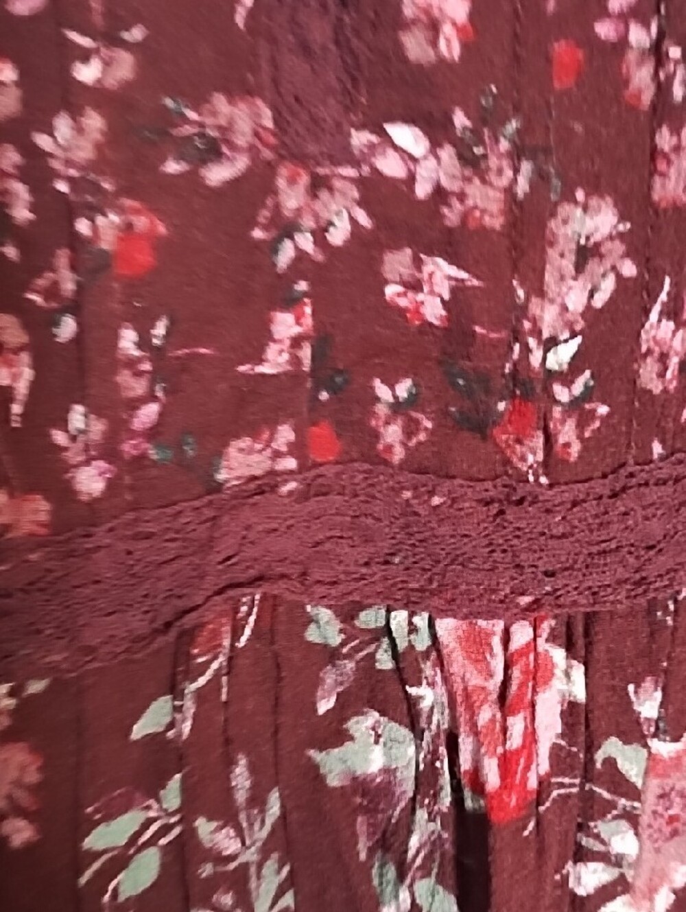 Knox Rose Burgundy Floral Peasant Blouse with Pink Accents. Fits Like XL - Picture 4 of 6